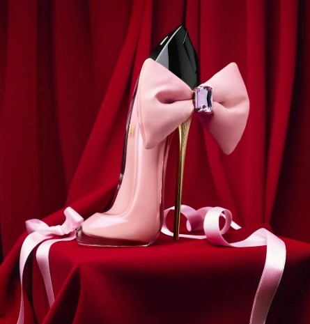 Perfume Good Girl Brush Bowtastic EDP Mujer 80 ml Carolina Herrera